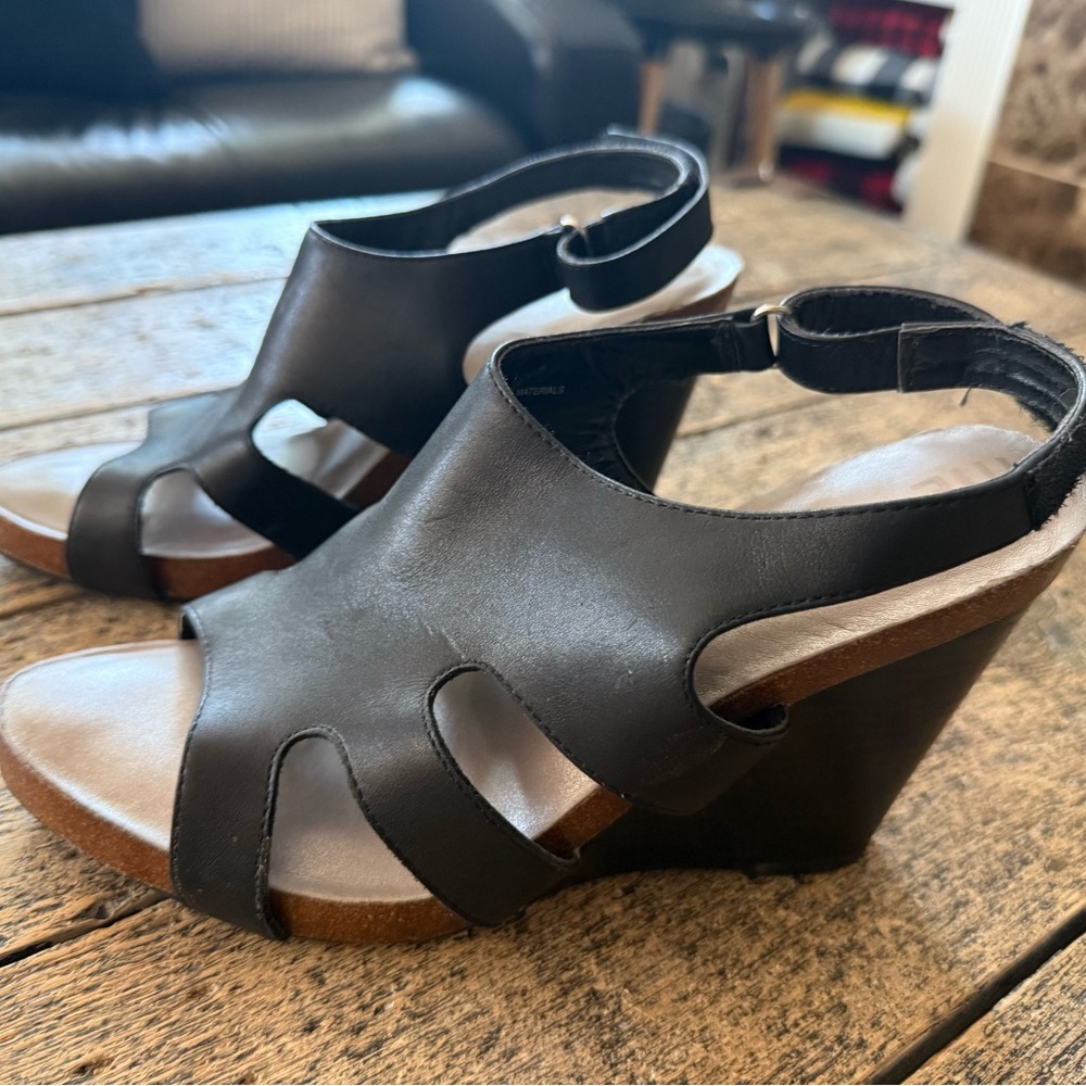 Me Too Black Leather Wedge Sandals